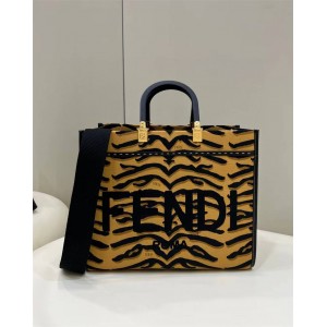 FENDI 8BH386 Tiger Pattern Sunshine Medium Tote Bag Shopping Bag 8550