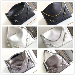 Givenchy BB50Y4B/BB50SSB Medium Voyou Chain Handbag