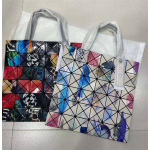 Issey Miyake Starry Sky Inkjet Color Printing Six Grid 6-Grid Handbag