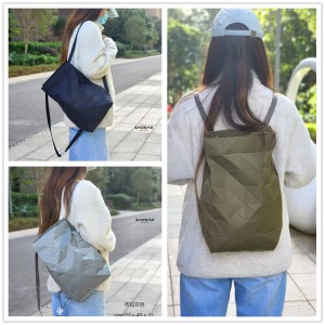 ISSEY MIYAKE TRACK series anti stick cloth backpack