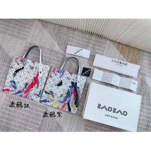 Issey Miyake PALETTE Painted Graffiti 6-Grid Handbag