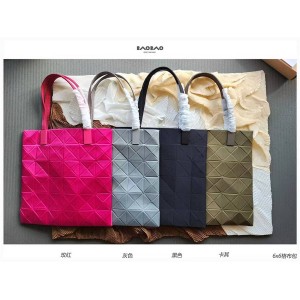 ISSEY MIYAKE TRACK 6-Grid Adhesive Bag Tote Bag