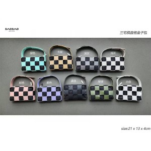 Issey Miyake hollowed out checkerboard box bag, hand-held shoulder bag