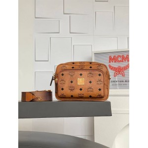 MCM VISETOS KLASSIK AREN SMALL CROSSBODY CAMERA BAG MMRAAKC02/MMRASKC06