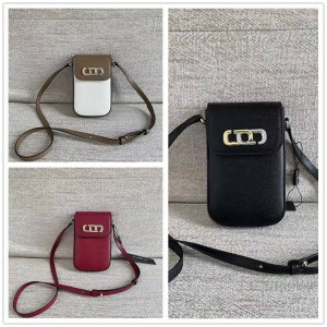 Marc Jacobs MJ The J Link Phone Bag