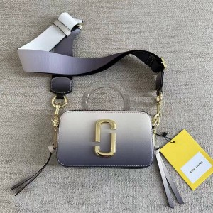 Marc Jacobs MJ SNAPSHOT Gradient Handheld Camera Bag