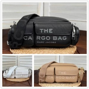 Marc Jacobs MJ The Leather Cargo handbag