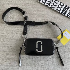 Marc Jacobs MJ THE SNAPSHOT Small Camera Bag