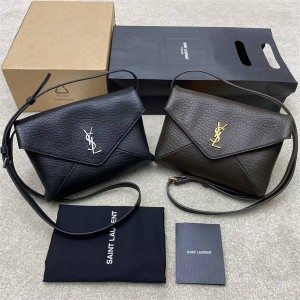 YSL Yves Saint Laurent 801490 CASSANDRA Envelope Messenger Bag