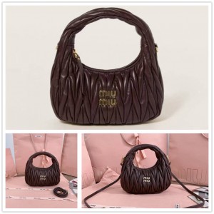 MIUMIU 5BP078 5BC125 Wander Matelass é Soft Sheepskin Crescent Bag